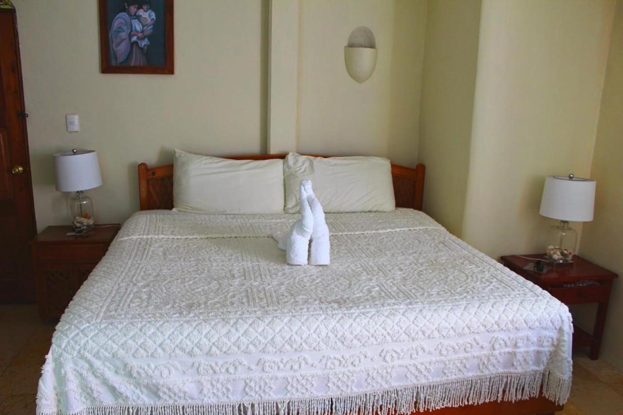 Boutique Hotel Delfin 5Th Avenue Playa del Carmen Esterno foto
