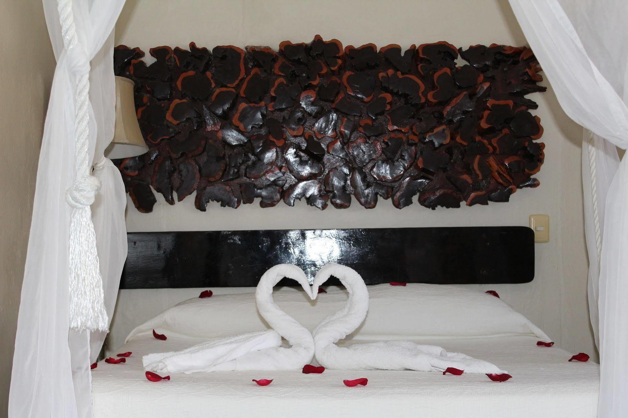 Boutique Hotel Delfin 5Th Avenue Playa del Carmen Esterno foto