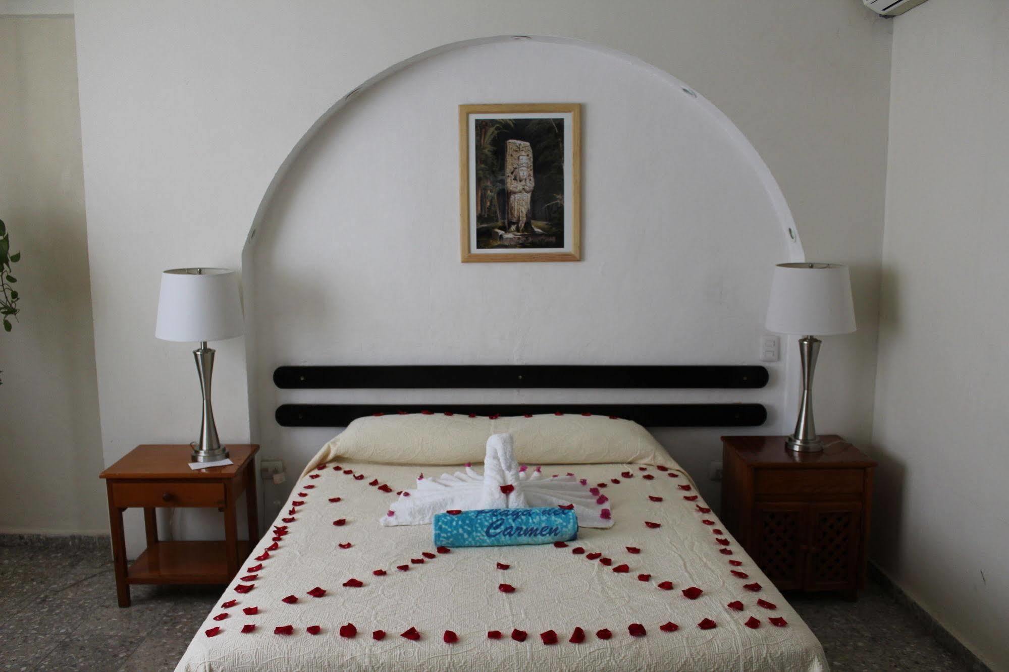 Boutique Hotel Delfin 5Th Avenue Playa del Carmen Esterno foto