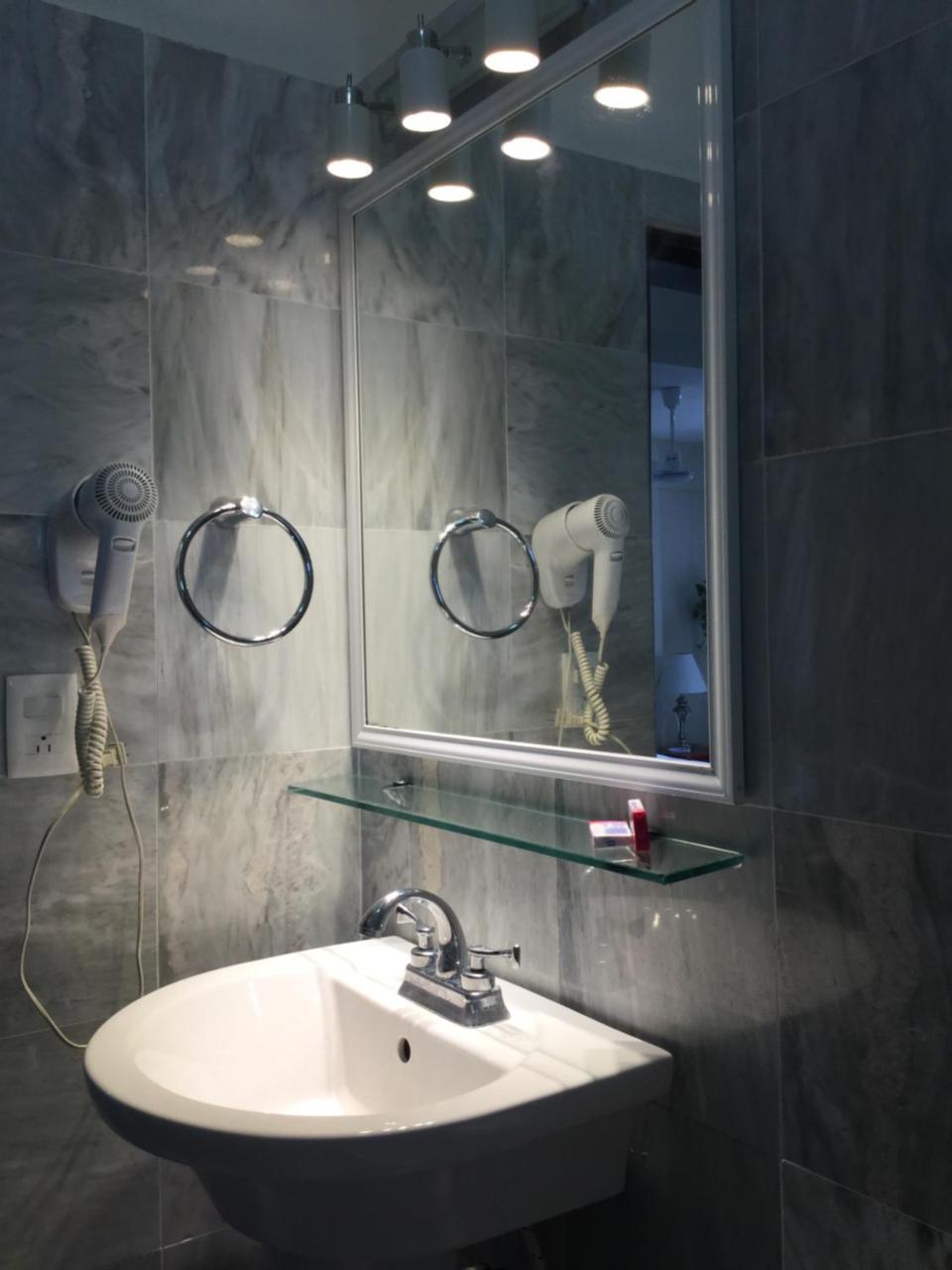 Boutique Hotel Delfin 5Th Avenue Playa del Carmen Esterno foto